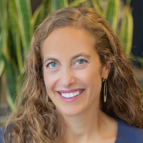 Ahsiya  Posner Mencin