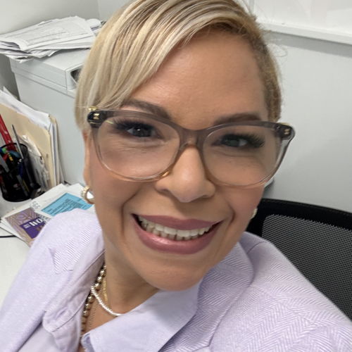 Jeannette  Paredes